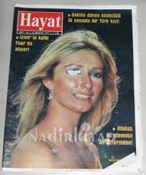 Annesi türk müziği solisti aysel i̇par, babası kazım polat'dır. Hayat Yil 22 Cilt 2 Sayi 34 Serpil Barlas Nadir Kitap