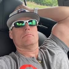 Danielle Hann's Instagram, Twitter & Facebook