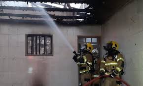 Segundo informações do corpo de bombeiros de sergipe, o fogo teria começado por volta das 18h30, mas foi controlado ainda na mesma noite. Dhpp Vai Apurar Incendio Em Residencia Do Centro De Aracaju Infonet O Que E Noticia Em Sergipe