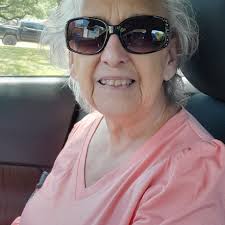 My table runner is ready, but my husband didn't like the color, he said it  needed more color https://cutt.ly/yrQqbCR2