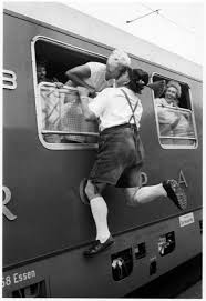 Facie Populi Max Scheler Ruhpolding Germany 1958 Funny Vintage Photos Vintage Photos Vintage Humor