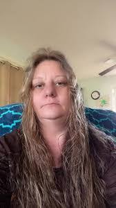 Christy Eaves's Instagram, Twitter & Facebook