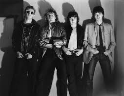 L'album polvere e il brano il mare d'inverno. Decibel Gruppo Musicale Wikipedia