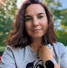 Does Playa Vista Azul have a la carte restaurants and what is the dress  code?