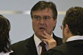 Lacroix ignorait que son père ne payerait pas la caution