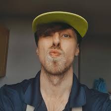 Anyone have any experience with grading cards? I was looking into ace  grading, anyone any experience with them?