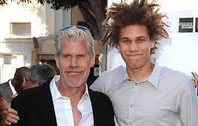 6′ 1″ height in meters: Meet Brandon Avery Perlman Ron Perlman S Son With Spouse Opal Perlman Photos Facts Glamour Path
