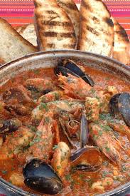 Specialites Catalanes Le Grand Bal Des Saveurs Gourmandes Recettes De Cuisine Espagnole Recettes De Cuisine Recette Catalane