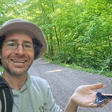 Enjoyed my first Shasta trip. Got to meet Anisha, Alan, Damon, Bat and a  bunch of other cool mushroom people. Unfortunately, it was pretty dry up  there so we didn't find too