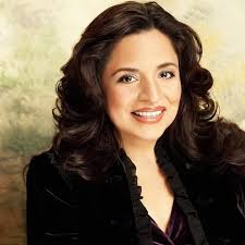 Cynthia Macias's Instagram, Twitter & Facebook