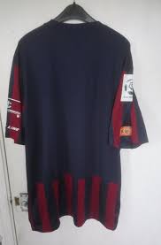 The club also has a men's handball team that plays in the superliga. Pogon Szczecin Home Football Shirt 2015 2016