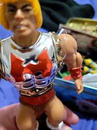 figma Saber 2.0 is coming out to fans and we want to let everyone know of a  warning for this figma. She will come with plastic to protect the paint  during transport,