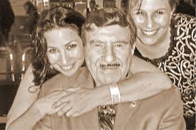 LUCTUOSA IGNACIO HOLTZ