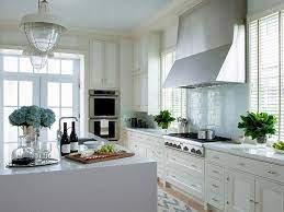 Cream Kitchen Cabinets With Blue Tile Backsplash Cottage Kitchen Kitchen Backsplash Tile Designs Kitchen Design Blue Kitchen Cabinets