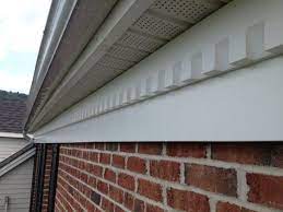 New Aluminum Freeze Board Installed Along With Dental Molding Exterior Ranch Exterior Molding And Millwork Dental Molding