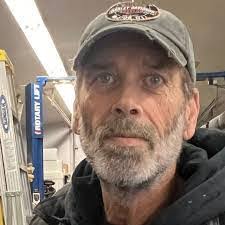 Brandon Vanderpool's Instagram, Twitter & Facebook