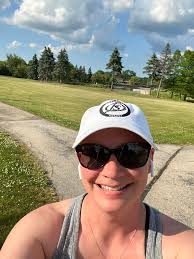 Exercising with oxygen therapy for immune system recovery