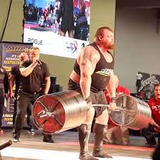 I remember reading in strength forums, 'are we. Strongman Breaks World Record With Ludicrous 1 025 Pound Deadlift Sbnation Com