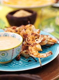 Crevettes Grillees Et Sauce Aux Noix De Cajou Ricardo Recipe Food Fish Recipes Food And Drink