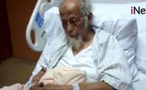 Born 17 august 1938) also known as for faster navigation, this iframe is preloading the wikiwand page for abu bakar ba'asyir. Kesehatan Kian Menurun Keluarga Minta Pemerintah Bebaskan Abu Bakar Baasyir Bagian 1