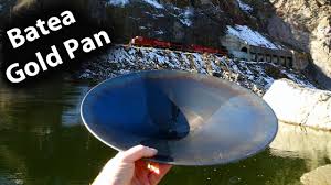 Learning How To Use A Batea Gold Pan Youtube