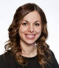 Jennifer Nelli's Instagram, Twitter & Facebook