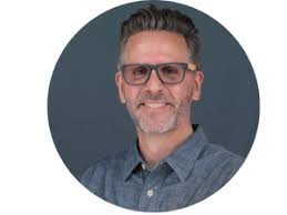 Robert Teed's Instagram, Twitter & Facebook