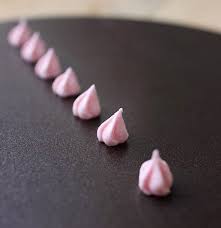 Decorer Avec Une Poche A Douille Cerfdellier Le Blog Decorer Avec Une Poche A Douille Decoration Patisserie Idee Patisserie