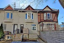 From wikimedia commons, the free media repository. 279 Roncesvalles Avenue Toronto Order The Goods Delivery Online Toronto Menu Prices Uber Eats Plan To Visit Roncesvalles Village Canada Tampilan Design