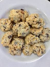 Tuangkan campuran butter yang dicairkan ke dalam. Biskut Cornflakes Susu Tepung
