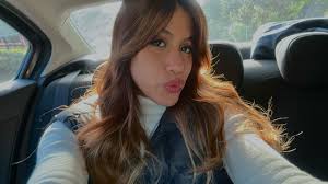 Mariana fields (@maarfields_) • Instagram photos and videos