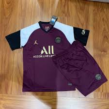 Deep purple in colour, with white sleeves and gold embroidery for the logos and sponsorship. 2020 2021 Psg Third Kit Sets Men 20 21 Psg 3rd Away Fooball Jersey Mens T Shirt Shorts Two Pieces Football Jersey With Shorts Soccer Jersi Shopee Malaysia
