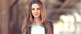 Annika tenbergen is on facebook. Beautyinterview Im Bad Mit Moderatorin Annika Lau Schminktante All About Beauty