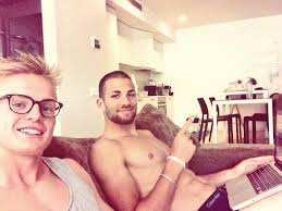 Kariem hussein (born 4 january 1989 in münsterlingen) 4 is a swiss athlete who specialises in the 400 metres hurdles. Kariem Hussein On Twitter Chillin With Germany S Fastest 110m Hurdler Gregor Traber Http T Co Skzqmobks4