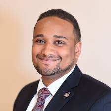 Lee Bertram's Instagram, Twitter & Facebook