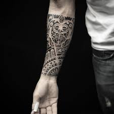Maori Tattoos For Men Explanation Maoritattoos Polynesian Tattoo Maori Tattoo Marquesan Tattoos