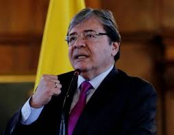 18 de enero de el señor ministro de defensa nacional, dr. Carlos Holmes Trujillo Nuevo Ministro De Defensa