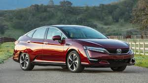 A new crimson pearl paint color replaces bordeaux red on the option list. Honda Clarity Fuel Cell News And Reviews Motor1 Com