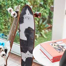 We have done all of them and a industry leader with new ways to print on skateboards. Skateboard Globe Big Blazer 32 Rosewood Cowprint Complete 2