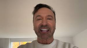 Allô tout le monde! Depuis hier, je me suis lancé dans une belle aventure  pour prendre soin de moi de l’intérieur : le Défi #BoostTonMicrobiote,  imaginé par Andréanne Martin, spécialiste du microbiote ...