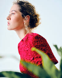 ▫️ Produção executiva: @differ_11.11 Fotos: Victor Daguano @vdaguano  Retouch: 🙋🏻‍♀️ Styling: Stephanie Eli @stephieeli Beleza: Mary Gracianno  @mary_gracianno Cenografia: Kali Maria @mariavirouatomo Assistente de Foto:  Alexandre Nunes @ale.tnunes ...