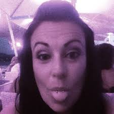 Tara Lipscombe is fundraising for Cancer Research UK