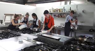 Descubre todos los anuncios de particulares y de agencias y elige tu futuro hogar con indomio. Cursos Cocina Escuela Hosteleria Santa Marta Salamanca Hosteleriasalamanca Es