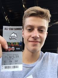 Ryan Fackler's Instagram, Twitter & Facebook