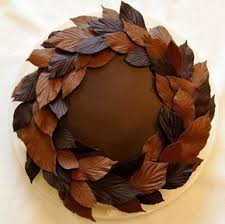 Recette Feuille D Automne Un Gateau A Deguster Obligatoirement Gateau Feuille D Automne Decoration Gateau Chocolat Decoration Chocolat