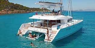 Vrbo Com 97243 Floating Villas Charter Yacht Vacations In The Virgin Islands Caribbean Sailing Catamaran Yacht Vacations Sailing Yacht