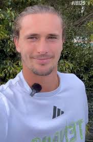 A message from the defending champion Alexander Zverev 💌 "Hi, guys! Super  happy to be back. Can't wait to be back