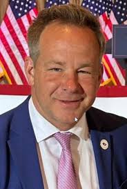 Criticism of Brian Glenn's Question to President Zelensky