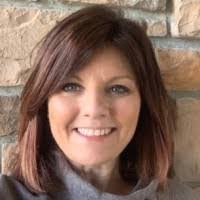 Lisa Pollock's Instagram, Twitter & Facebook