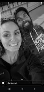 PLEASE PLEASE PLEASE tell us what dating service you met on.